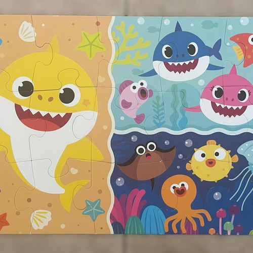Super Giant Baby Shark puzzle used, 15 pieces