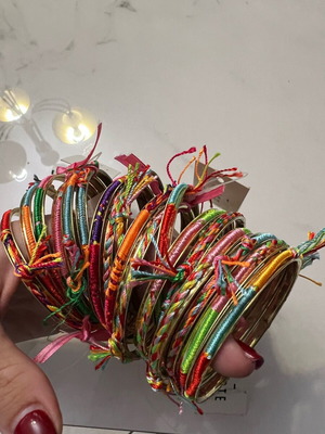 Women's bangle bracelet new, pack of 20 bangles