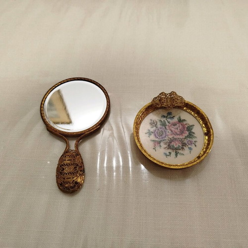 Antique mirror and ashtray like new