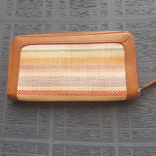 Women's large wallet with straw and leatherette, like new