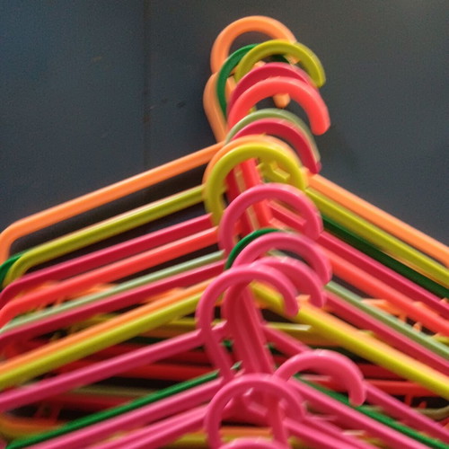 Set of 19 plastic children's hangers like new, multicolored