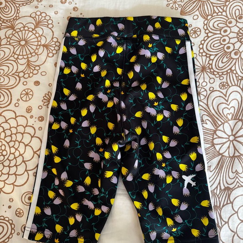 Adidas women's cycling leggings new, size XS with designs