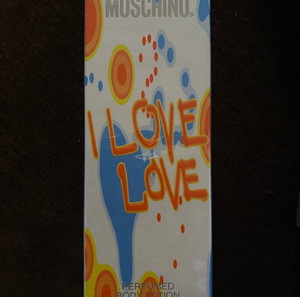 Body lotion I Love Love Eau de Toilette MOSCHINO