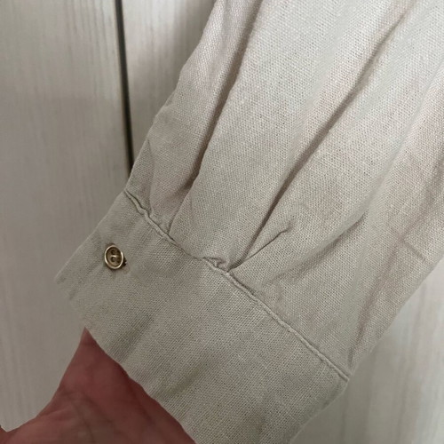 Zara beige shirt like new with gold buttons