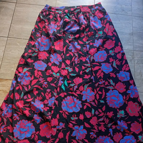 Boho skirt 1XL with front slits and side zipper, multicolor