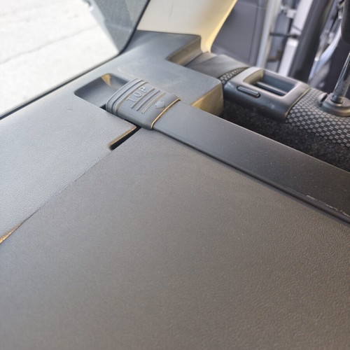 Mercedes GLB trunk cover used