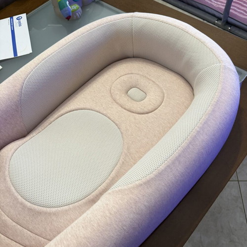Inglesina Welcome Pod anatomical baby nest like new