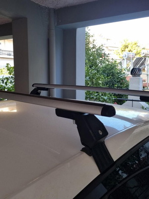 Hermes GS3 ALU aluminum roof bars used with security locks