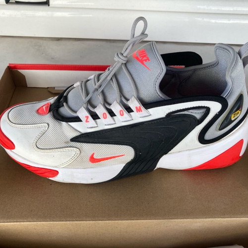 Nike Zoom 2K sneakers used, size 44.5, black and white