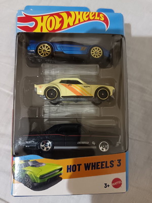 Hot Wheels cars new, pack of 3, sealed