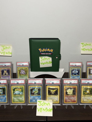 Complete 1999 Pokemon Base Set Unlimited collection, like new