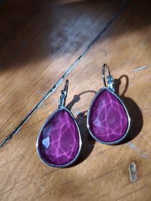 Earrings like new
