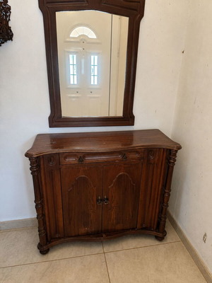 Classic style entrance furniture set with mirror and coat rack