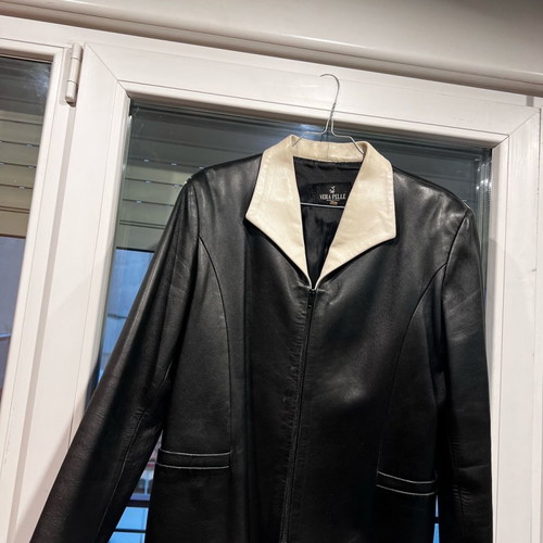 Leather jacket used, Italian, black with white collar, size 48