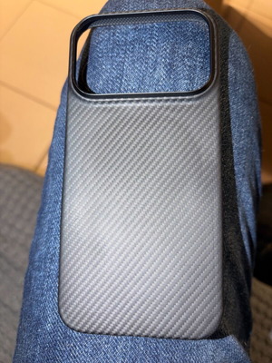 Pitaka iPhone 17 Pro case almost unused