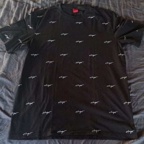 Hugo men's T-shirt large used, black in good condition