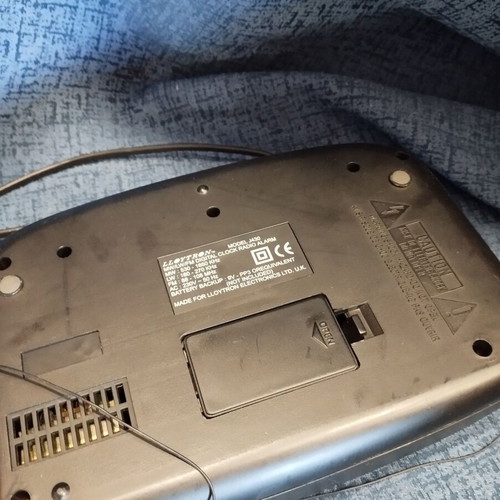 Radio used with power or batteries