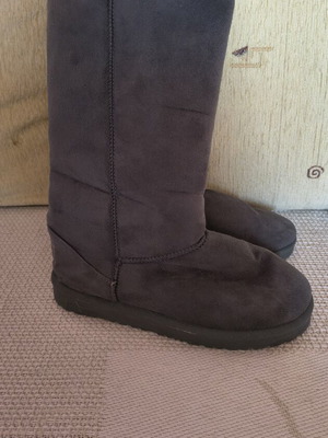 Haqyyia boots used, warm with fur lining, size 37, gray