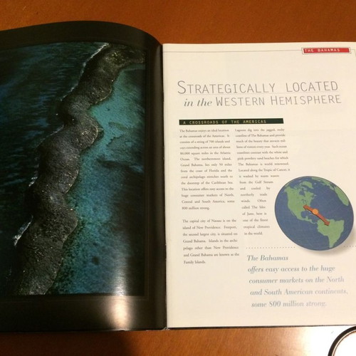 The Bahamas book like new, 28 pages