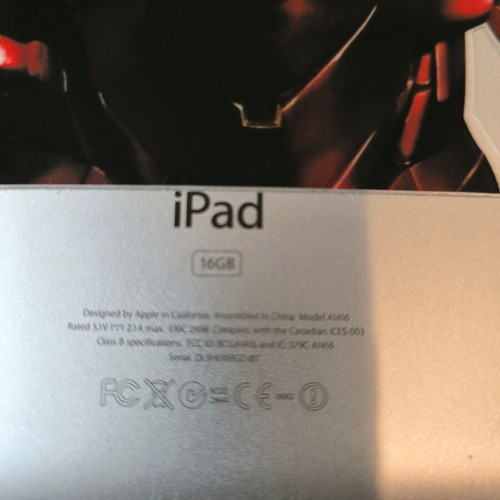 iPad 3rd Generation MC705LL/A 16GB used with Iron Man sticker and case