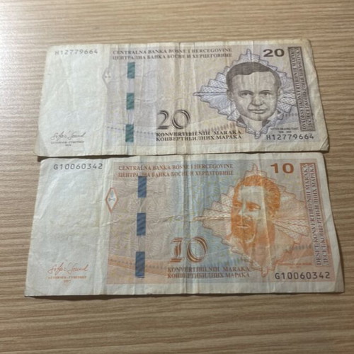Authentic Bosnia banknotes like new