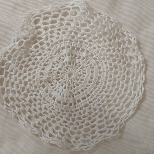 Embroideries and psomopano used, assorted set