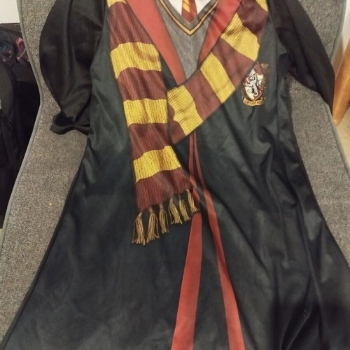 Στολή Harry Potter σαν καινούργιο, φορεμένη δύο φορές