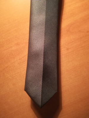 Γραβάτα γκρι με μαύρο σε άριστη κατάσταση