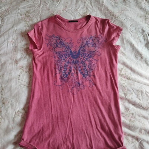 Sisley T-shirt used, size Medium, pink with blue design