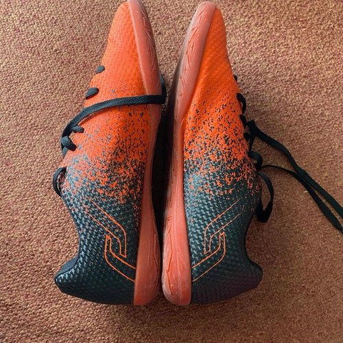 Pro Touch football sports shoes new, size 46, black orange