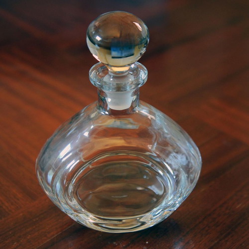 Crystal whiskey decanter with stopper new