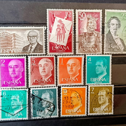 Spanish stamps used, lot of 12, canceled and MNH