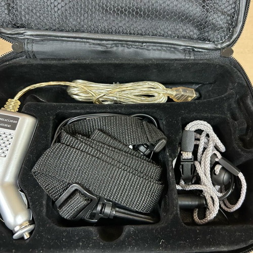 Logic3 Nintendo Gameboy SP Carrying Case with Accessories and Game used