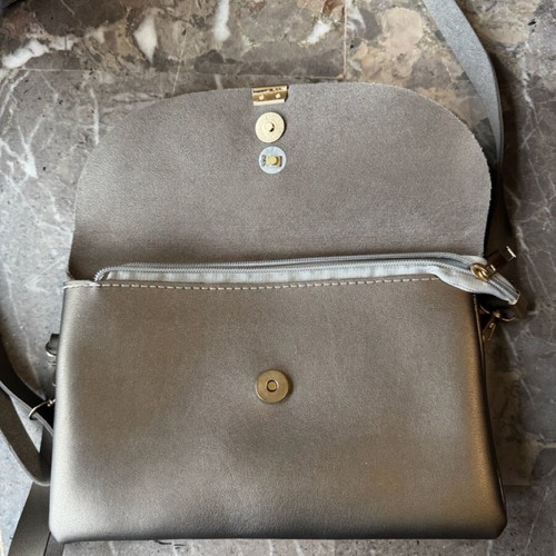 Zara shoulder bag like new, gray silver