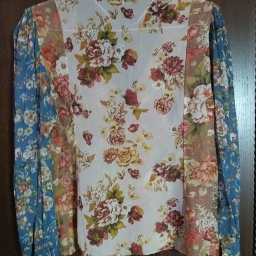 Zara Floral Patchwork Blouse Large like new, multicolor
