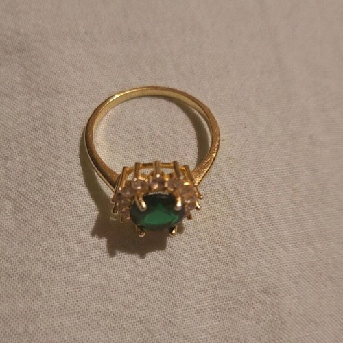 Gold-plated silver ring with green zircon and 925 stamp new