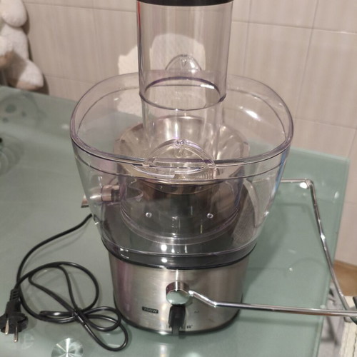 Singer 700W juicer, stainless steel