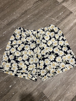 Princess pajama shorts and shirt with daisies like new, blue multicolor