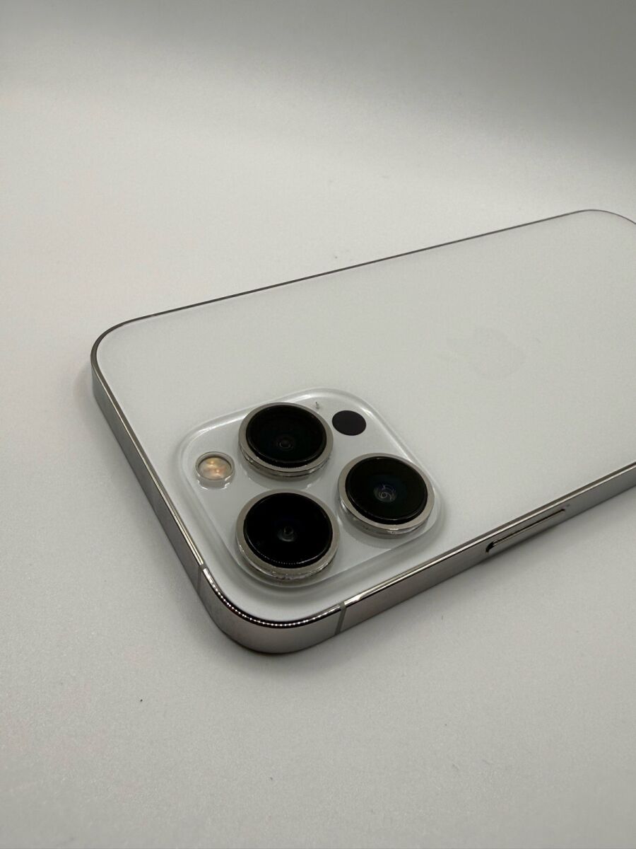 iPhone 13 Pro 256GB white like new - € 440,00 - Vendora.cy