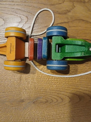 Plan Toys Συρόμενο Παιχνίδι Rainbow Alligator από Ξύλο Μεταχειρισμένο με Ήχους για 12+ Μηνών