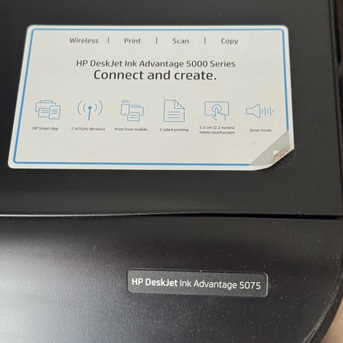 HP DeskJet 5075 printer like new with scanning
