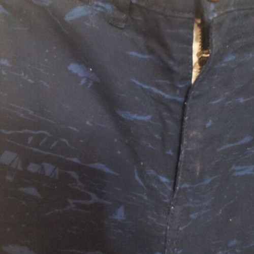 Pull & Bear men's chino shorts size M like new, navy with tropical print