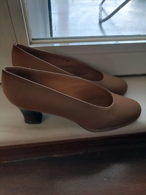 Kalogirou fabric/leather pumps used, beige, size 37.5