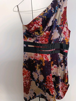 Lipsy London dress printed like new, medium-large, multicolor
