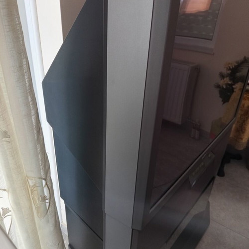 Sony vintage TV with stand