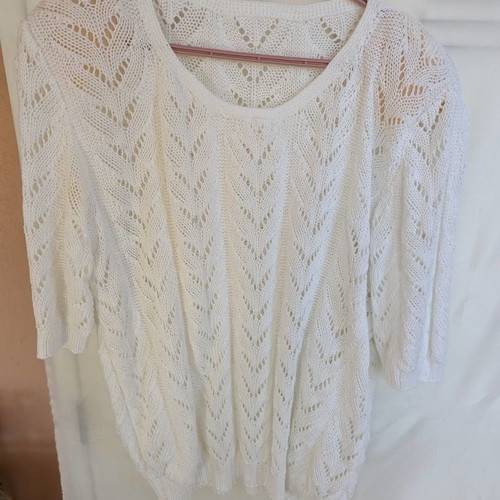 Knitted blouse used white size L