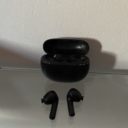 Xiaomi Redmi Buds 4 Active black wireless earbuds
