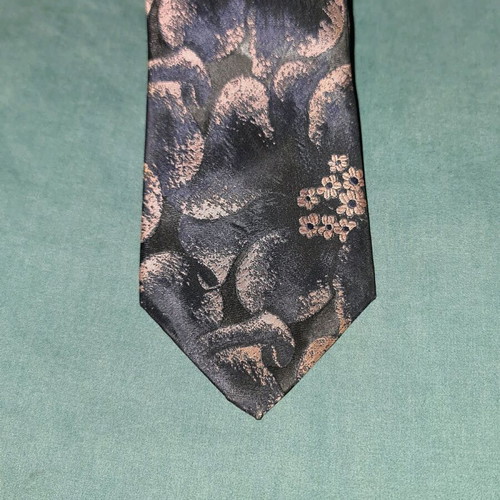 Tonio vintage tie like new, polyester