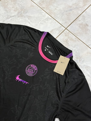 PSG Jersey used, size large, authentic