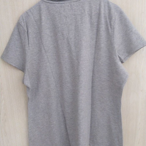 Tommy Hilfiger boys' grey t-shirt XXL like new, cotton